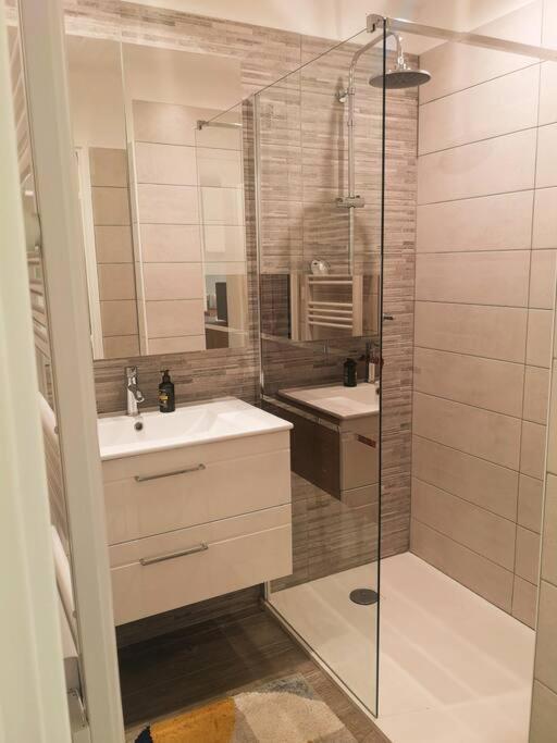 Appartement Proche Mer Avec Terrasse Et Jardin Privatif Hyères Dış mekan fotoğraf